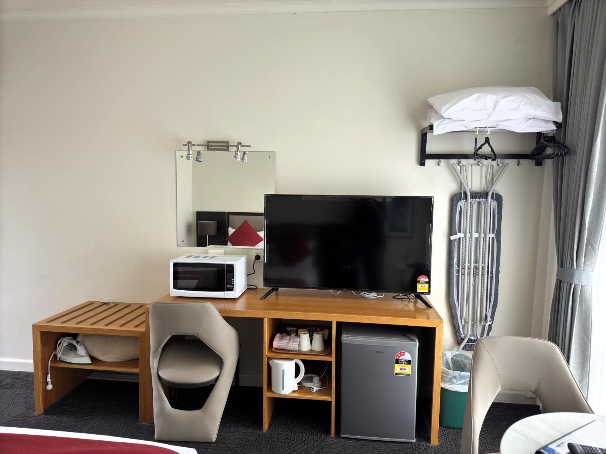 Botanical Hamilton Hotel Room photo