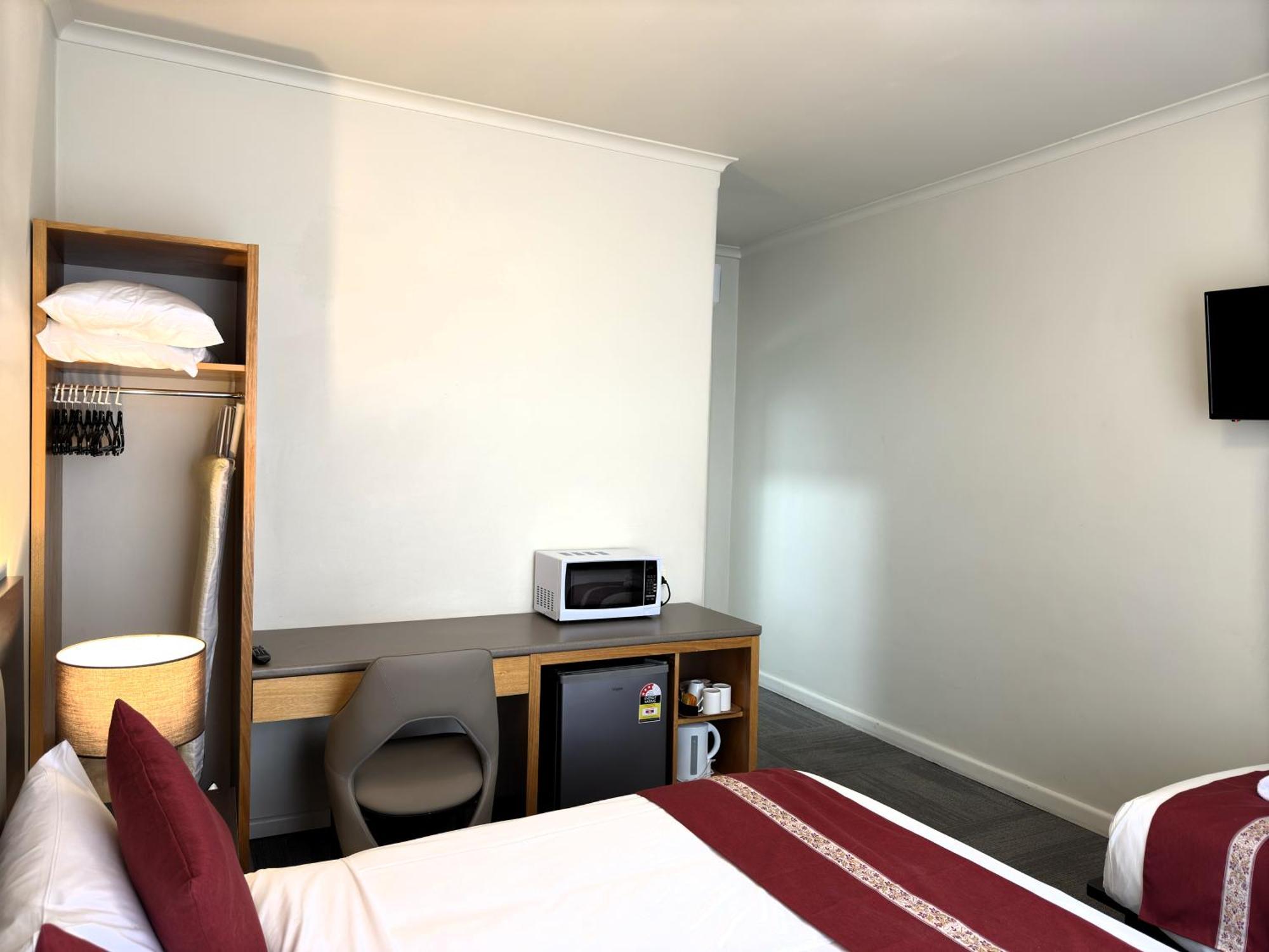 Botanical Hamilton Hotel Room photo